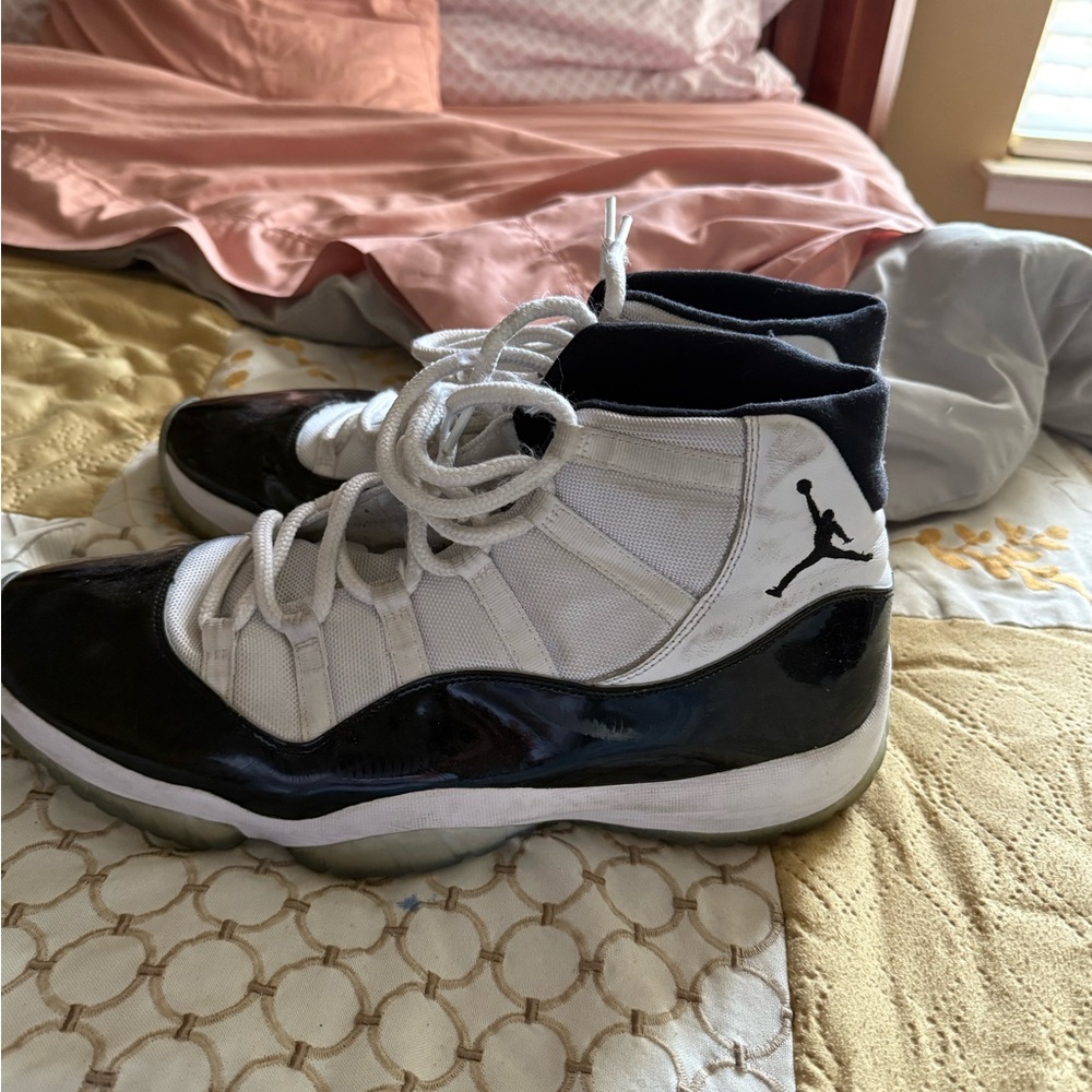 Air Jordan 11